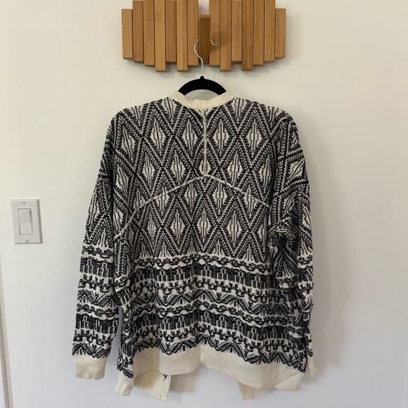 Women’s Black and Cream Printed Cardigan, Size M/L - Picture 2 of 5